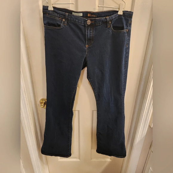 Kut from the Kloth Michelle slim flare size 14 dark wash - Picture 1 of 4